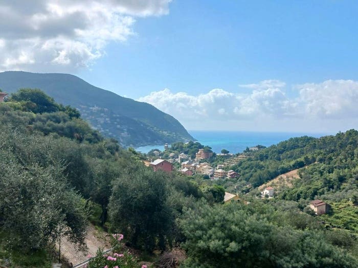 Casa con 6 locali in vendita in Moneglia