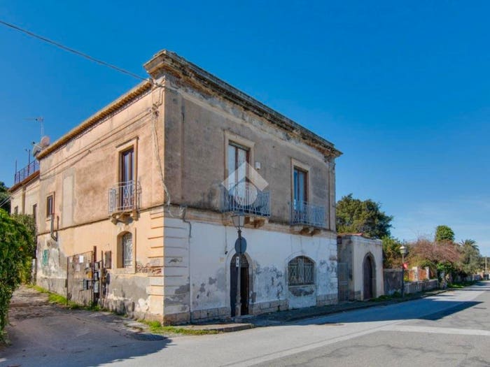 Casa con 6 locali in vendita in Via Baronia, Capo Milazzo, Milazzo