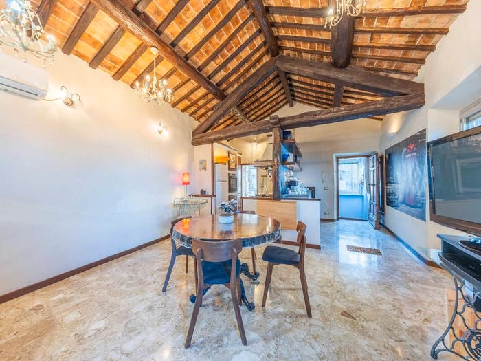Appartamento con 5 locali in vendita in Via Scaletta del Pescino, Centro, Bracciano