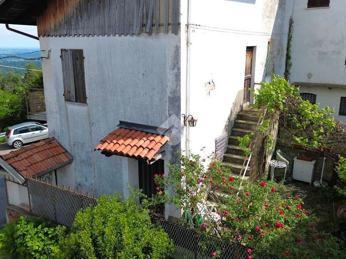 Casa quadrilocale in vendita in Via sartori san francesco, Pettinengo