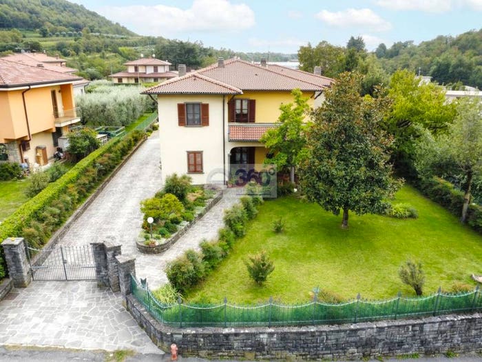 Casa con 5 locali in vendita in Via Salvador Allende, Fontane Zurane Gresine, Provaglio d'Iseo