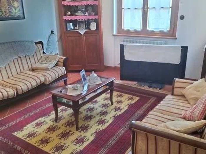 Appartamento con 5 locali in vendita in Via Cagliari A, Levane, Montevarchi