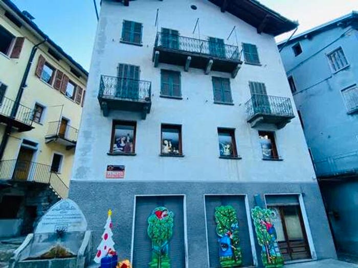 Case in Vendita e in Affitto - 2