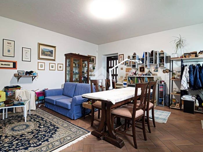 Casa con 6 locali in vendita in Via Solfierino, Tre Re Mezzana Corti, Cava Manara