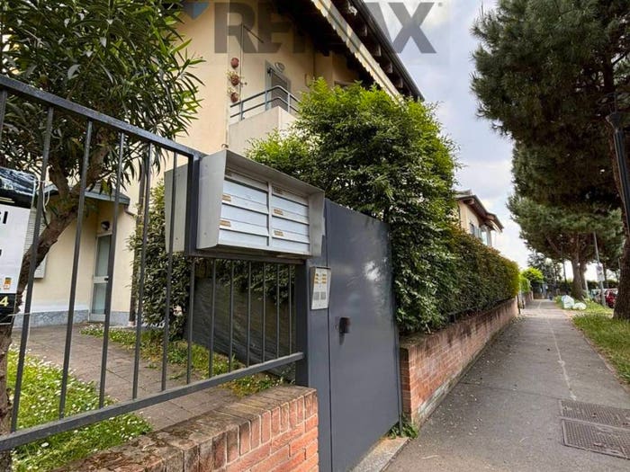 Appartamento bilocale in vendita in Via don Ravazzi, Cassinetta di Lugagnano