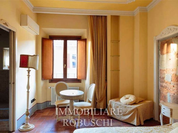 Appartamento con 6 locali in vendita in via verdi, Signoria Uffizi, Firenze