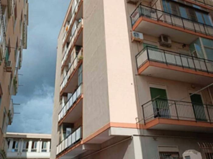 Appartamento con 5 locali in vendita in Via Giuseppe Bottone Messina ME Italia, Provinciale, Messina