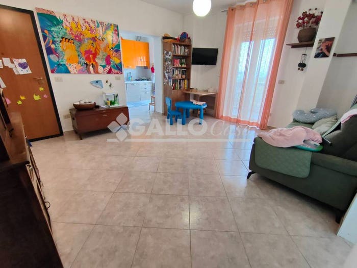 Appartamento trilocale in vendita in Via San Nicola, Centro, Rovito