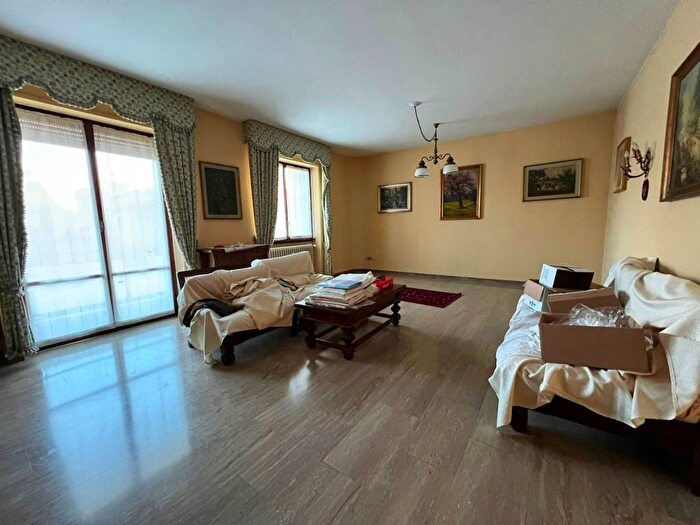 Appartamento con 6 locali in vendita in Viale Marsala, Centro Mare, Pesaro