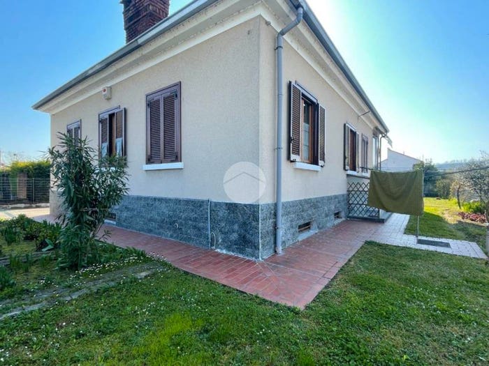 Casa con 6 locali in vendita in Via Giuseppe Pacotto, Corso Savona Trincere, Asti