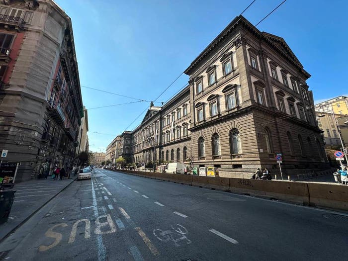 Appartamento trilocale in vendita in Via Giuseppe Marotta, Borgo Orefici, Napoli