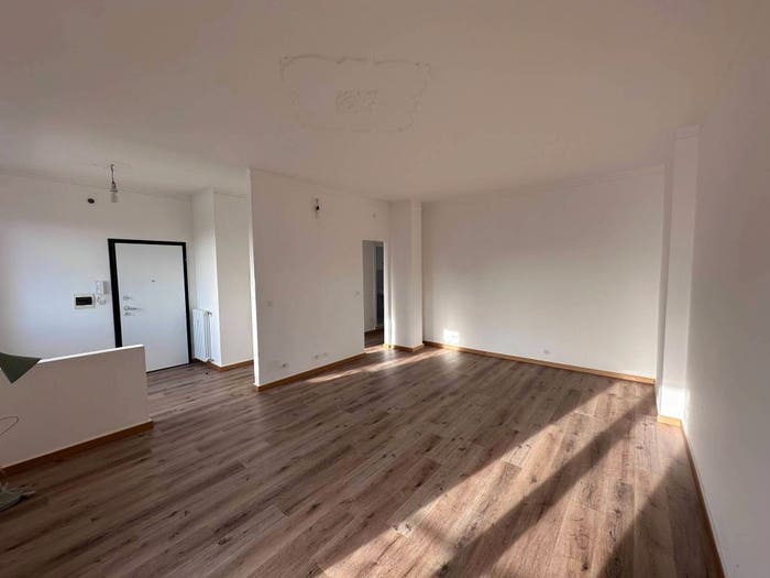 Appartamento quadrilocale in vendita in Via Tortona, Piazza Genova, Alessandria