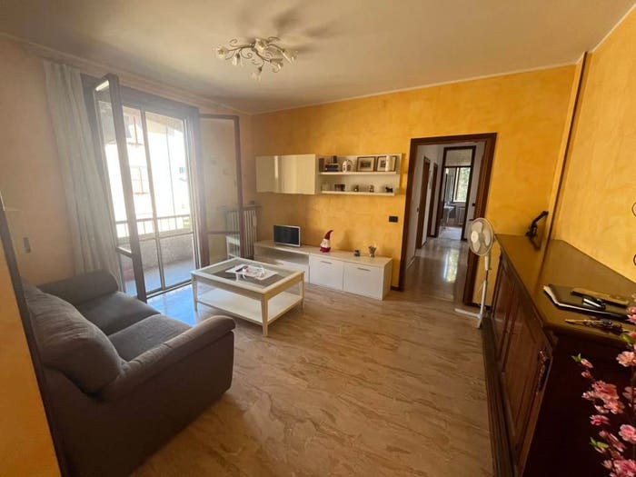 Appartamento trilocale in vendita in Via della Repubblica, Centro, Brescello