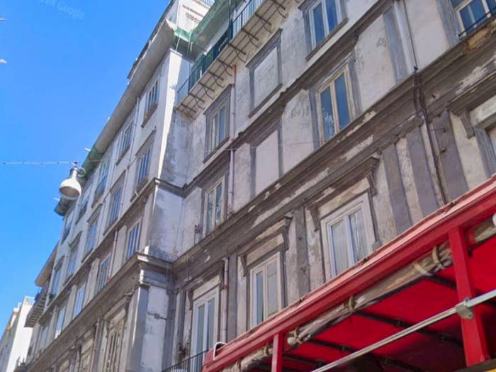 Appartamento con 6 locali in vendita in Via Chiatamone, Santa Lucia, Napoli