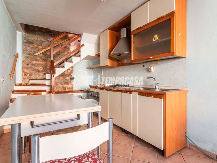 Appartamento bilocale in vendita in Via Mazza, Centro, Guanzate
