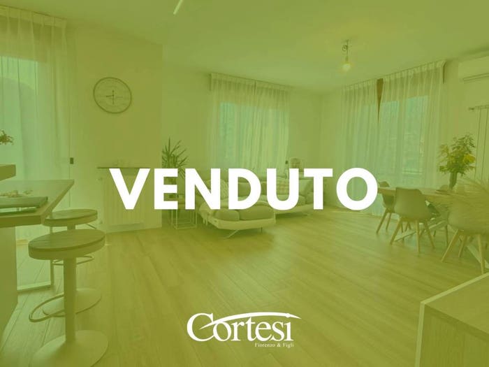 Appartamento trilocale in vendita in Via Fratelli John e Robert Kennedy, Centro, Grumello del Monte