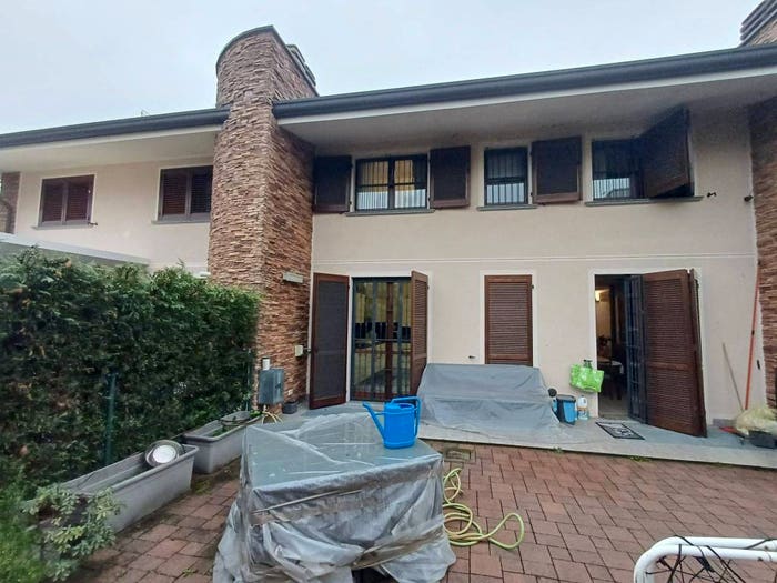 Casa con 5 locali in vendita in Via del Campo, Busnago