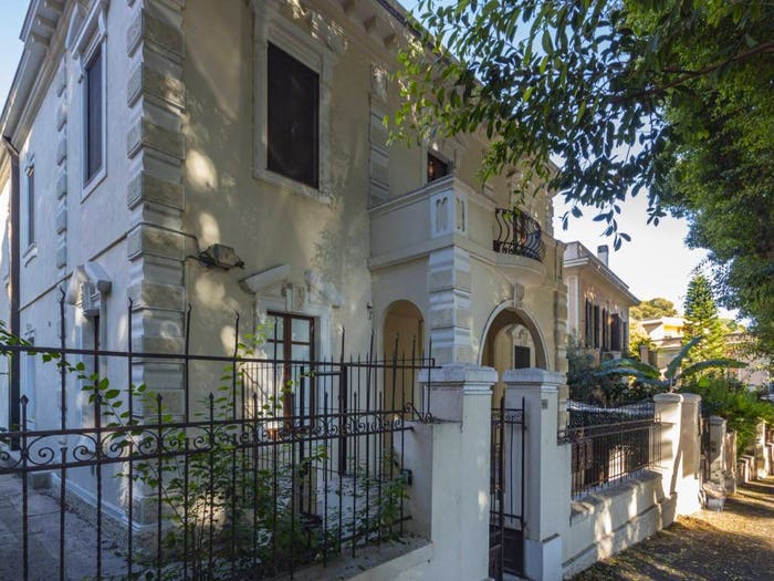 Appartamento quadrilocale in vendita in Viale Luigi Merello, Ospedale, Cagliari