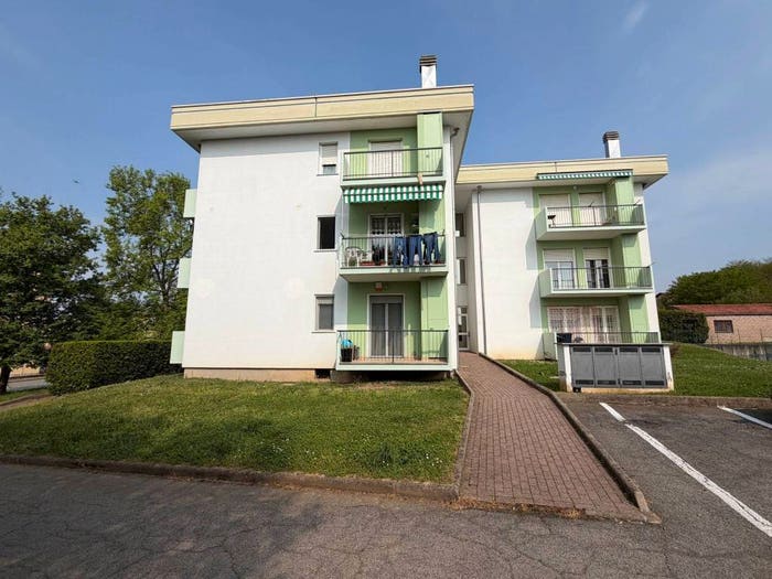 Appartamento quadrilocale in vendita in Via Martiri della Libertà, Centro, Cossato