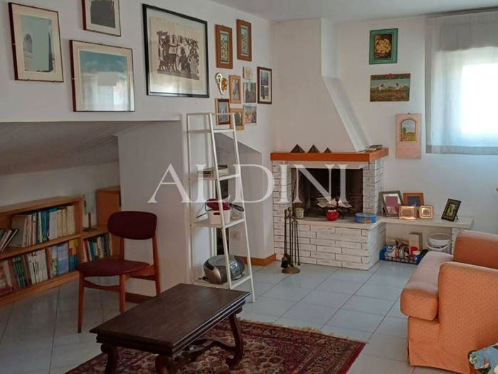 Appartamento quadrilocale in vendita in Viale Mario Rapisardi, Ferrarotto Acquedotto Greco, Catania