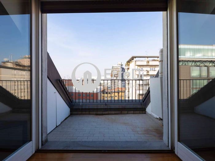 Appartamento trilocale in vendita in via santa sofia, Missori, Milano
