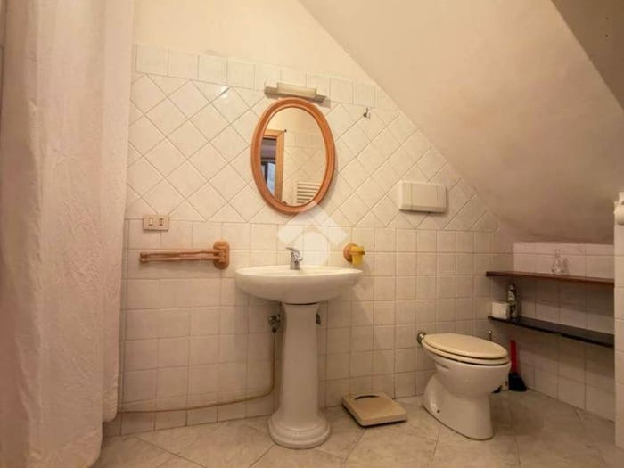 Casa quadrilocale in vendita in Vicolo Casamari, Centro, Sora
