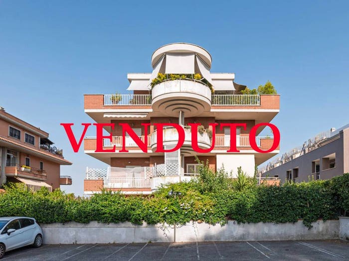 Appartamento trilocale in vendita in Via Cassia, La Storta, Roma