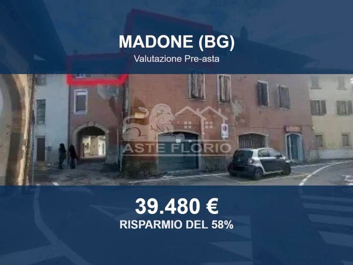 Appartamento con 5 locali in vendita in Via Trento, Madone