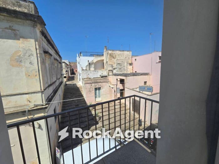 Appartamento trilocale in vendita in Via Roma, Casarano