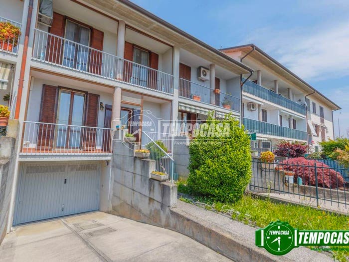 Casa quadrilocale in vendita in Via Papa Giovanni XXIII, Besate