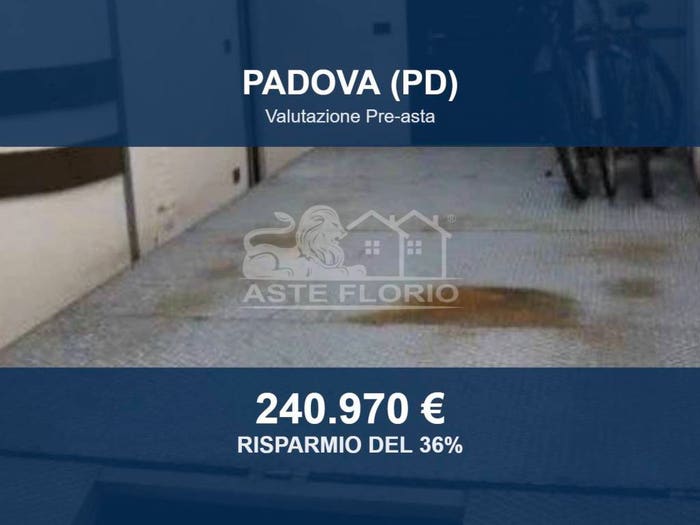 Appartamento trilocale in vendita in Via Vescovado, Piazze Duomo Santo Santa Sofia Altinate Savonarola Ponte Molino, Padova