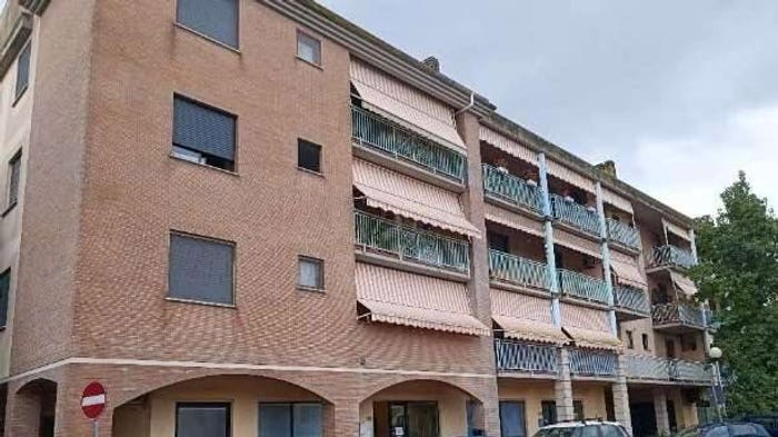 Appartamento con 6 locali in vendita in Centro, Ponsacco
