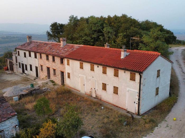 Casa con 6 locali in vendita in Via San Silvestro, Albettone