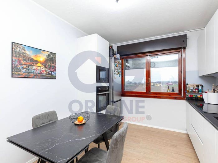 Appartamento trilocale in vendita in Via Francesco Zanardi, Centro, Crevalcore