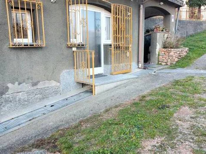 Appartamento bilocale in vendita in Cuasso al Monte