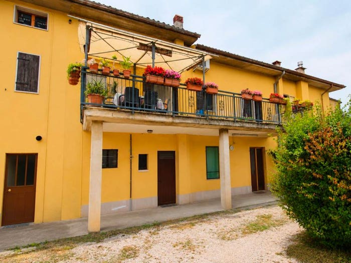 Appartamento con 6 locali in vendita in Via Colombare, Volargne, Dolcè