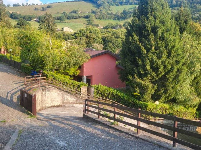 Casa quadrilocale in vendita in Via San Fermo, Grone