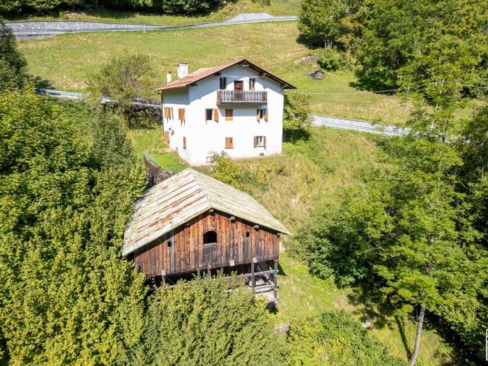 Casa con 5 locali in vendita in località Vallata, San Tomaso Agordino