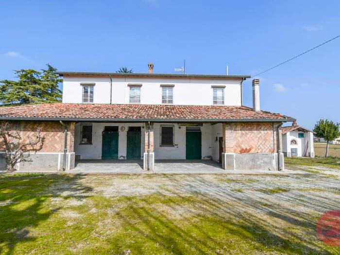 Casa con 6 locali in vendita in Via Capannaguzzo, Macerone, Cesena