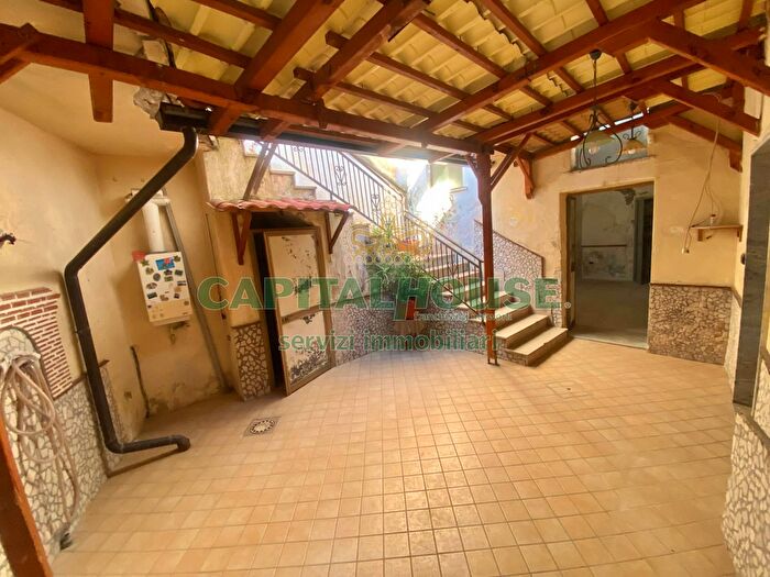 Casa quadrilocale in vendita in Via Casa Damiano, Lauro