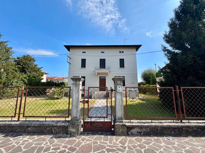Casa con 6 locali in vendita in Via Antonio Gramsci, Centro, Bagnolo Mella