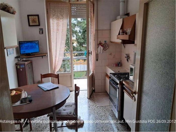 Appartamento quadrilocale in vendita in Via folletta, Abbiategrasso