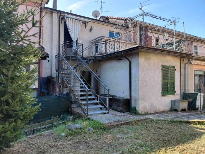 Appartamento quadrilocale in vendita in Centro, Licciana Nardi