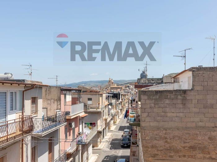 Casa con 5 locali in vendita in Via Francesco Crispi, Centro, Comiso