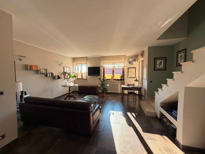 Casa con 6 locali in vendita in Via San Matteo, Ospedale Cottolengo, Pinerolo