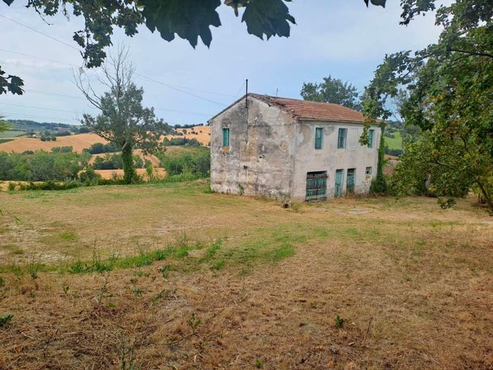 Casa quadrilocale in vendita in Via Augusto Murri, Via dei Colli Viale Verdi, Jesi