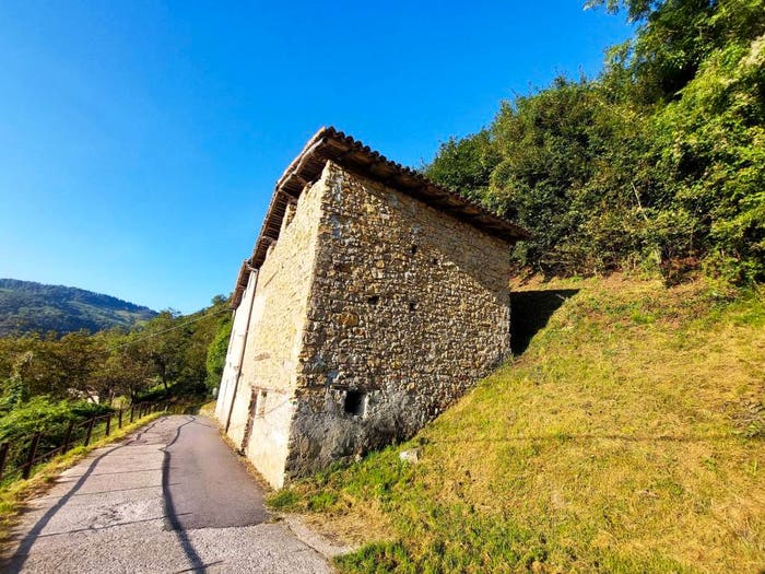 Casa trilocale in vendita in Via Villa, Pertica Bassa