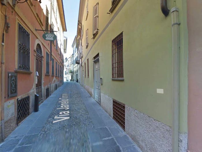 Appartamento quadrilocale in vendita in Via Janello Torriani, Centro, Cremona