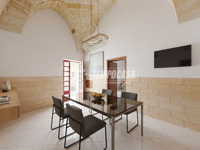 Casa trilocale in vendita in Via d'Afflitto, Centro, Lizzanello