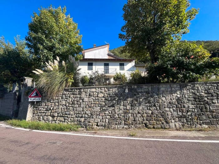 Casa quadrilocale in vendita in Località Greglio, Camugnano